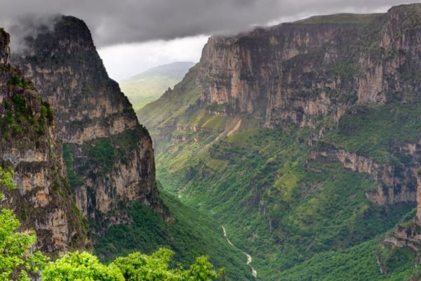 vikos-gorge-zagoria-greece1072727E6-5836-B191-50FD-46E95CBC2292.jpg