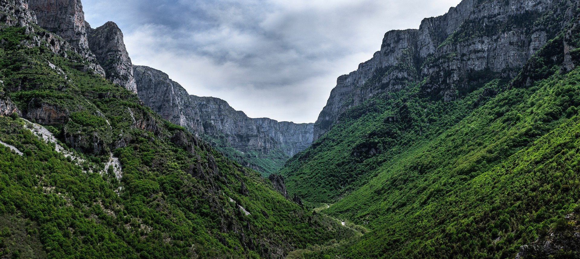 vikos-gorge